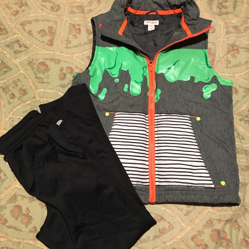 Boys puffer vest with joggers